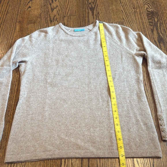 J. McLaughlin Jamey Tan Crew Neck Cashmere Sweater with Button Sleeve Accents M - Picture 10 of 11